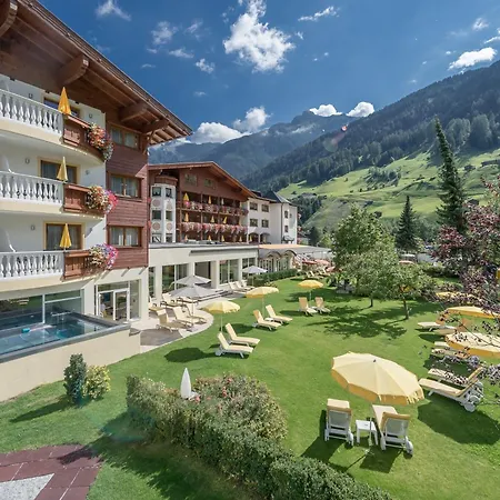 Neustift Hotel 4*