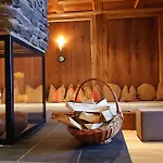 Neustift Otel 4*