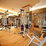 Neustift Otel